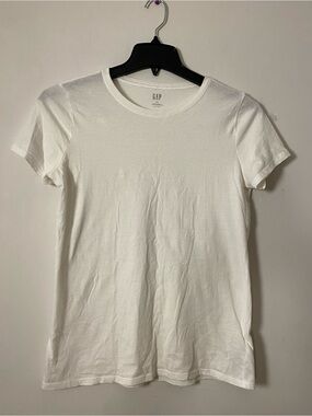 GAP Classic Crew Neck T-Shirt - White
